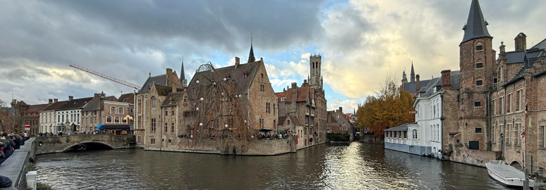 A boat tour round the canals of Bruges