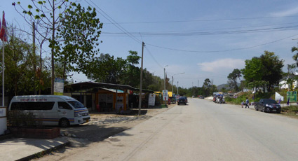 Ban Phunamron, with minivan to Kanchanaburi