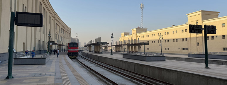 Platforms at Cairo Upper Egypt station