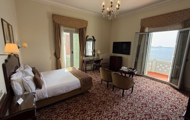 Alexandria's Cecil Hotel