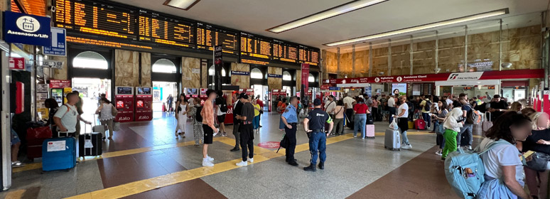 Bologna Centrale main hall