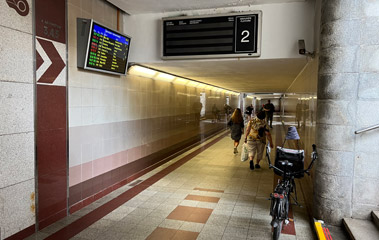 Bratislava Hlavna, subway under the tracks