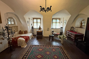 Castle Bran Queen Marie's bedroom