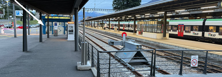 Locarno SBB platforms