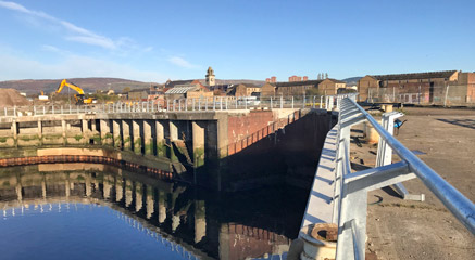 The fitting out basin, notch