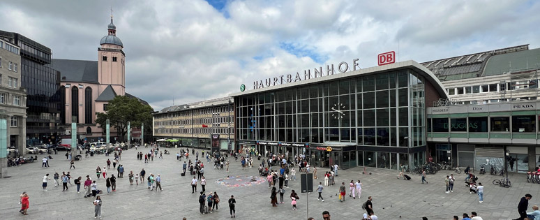 Cologne Hbf, exterior