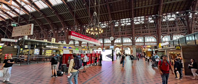 Copenhagen station main hall