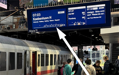 Train departure indicator, Hamburg Hbf