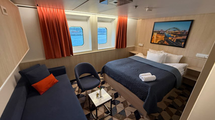 Commodore class cabin on DFDS ferry King Seaways