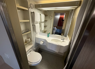 DFDS ferry commodore class en suite