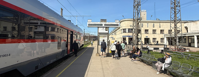 Riga central station platform 2, track 1