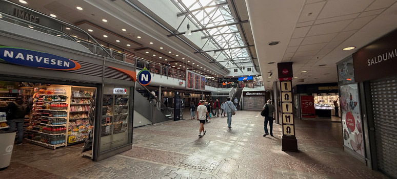 Riga station main hall