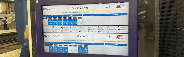 Warsaw Centralna train formation screen